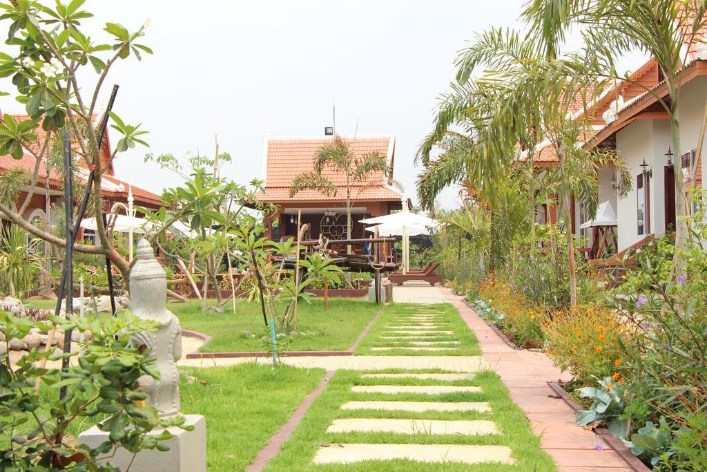 Ravorn Villa Boutique Battambang Exterior photo